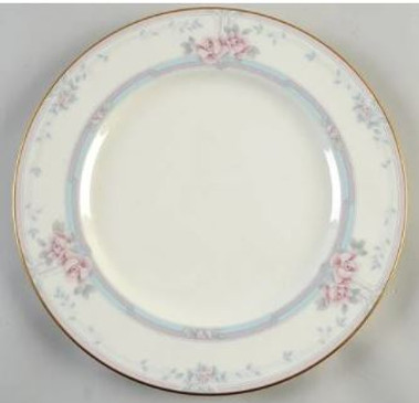 Magnificence Noritake Dinner Plate