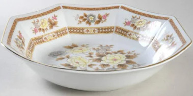 Antoinette Mikasa Round Vegeta