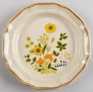 Fresh Floral Round Salad Plate