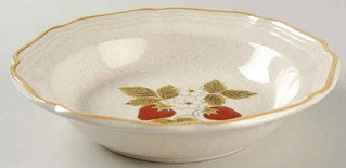 Strawberry Festival Rim Soup or Pasta Bowl