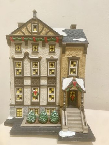 Beacon Hill Christmas In The City  Department 56