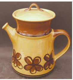 Carmel Coffee Pot