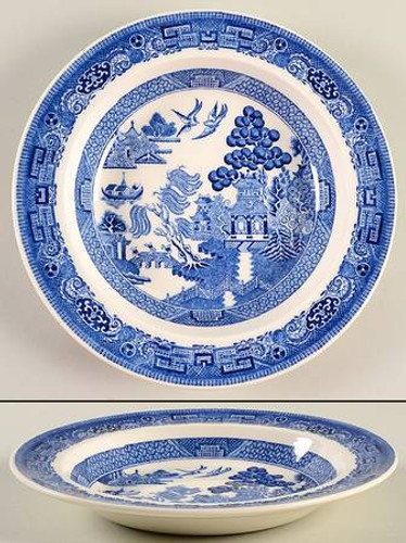 Willow Blue Wedgwood Rim Soup