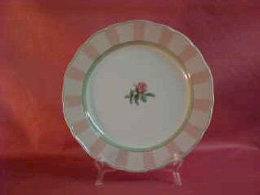 English Cottage Peppermint Wedgwood Dinner Plate