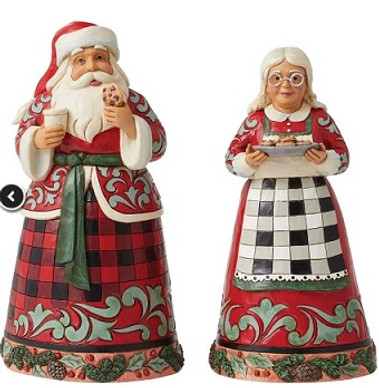 A Taste Of Christmas  Highland Glren Santa and Mrs, Claus Set