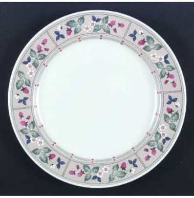 Strawberry Hill Mikasa Dinner Plate