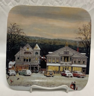 The Antique Shop and Rockwell Studio 101A Bradford Exchange Plate