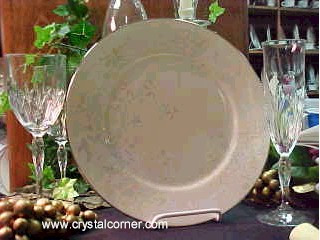 April Dinner Plate