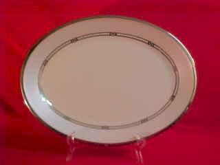 Engagement Medium Oval Platter
