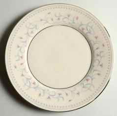 Hadley Round Salad Plate-Lenox