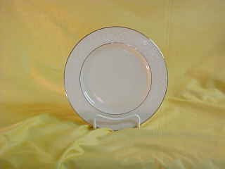 Linen Rose Round Salad Plate
