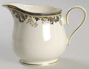 Meadow Breeze Creamer