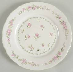 Pinafore Round Salad Plate