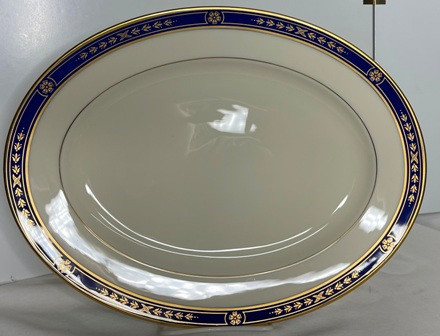Winslow Castle Medium Oval Platter Lenox