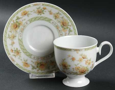 Amapola Cup and Saucer - Noritake