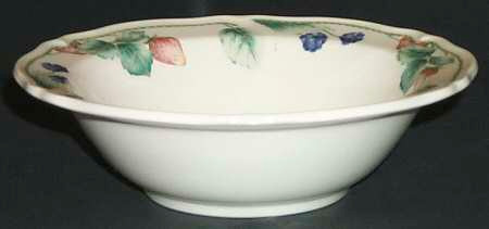 Berryvine Round Soup Cereal Bowl - Noritake