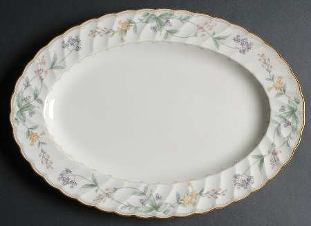 Brookhollow Medium Oval Platter