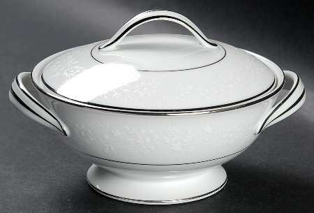 Buckingham Sugar and Lid