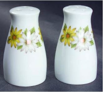 Marguerite Salt and Pepper Shaker