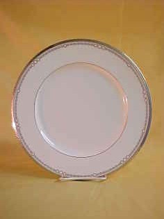 Pearl Luxe Dinner Plate-Noritake
