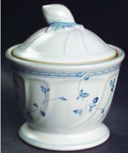 Strawberry Delight Sugar and Lid - Noritake