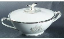 Taryn Sugar and Lid-Noritake