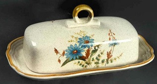 Blue Daisies Covered Butter and Lid