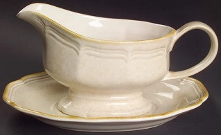 Country Charm Gravy Boat and Stand