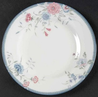 Gentle Breeze Round Salad Plate