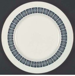 Medallion Dinner Plate