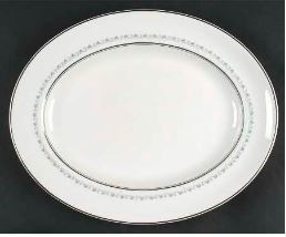 Tiara Medium Oval Platter