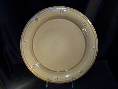 Berry And Thread Cappuccino Round Salad Plate