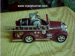 Fire Truck Heritage Retired Dickens Village Department 56 Department 56