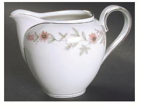Fascination Creamer