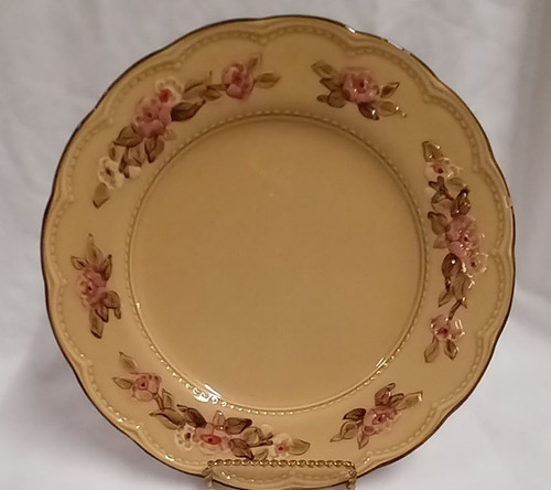 Rosette Round Salad Plate