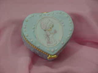 Girl With Butterfly - Covered Box Precious Moments