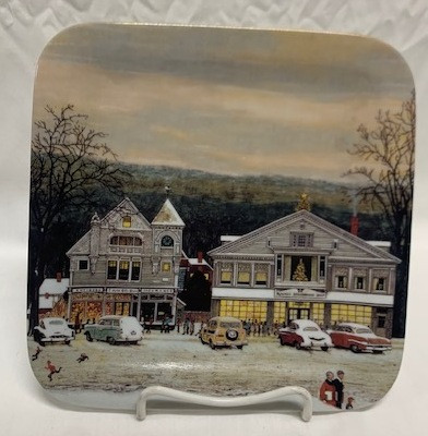 Antique Shop Closed Retired