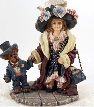 Amy and Edmund. - Momma's Clothes Yesterday's Child Boyd's Bears