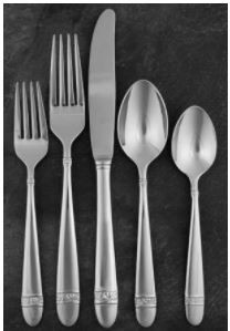 Innocence  Lenox  Flatware  1 5 Pc. Place Setting