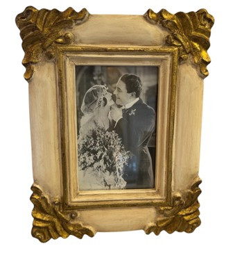 Frame Cream and Gold