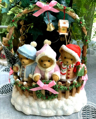 Cashley, Courtney, Caitlin