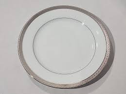 Queens Platinum Salad Plate