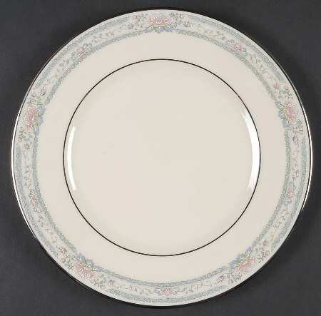 Charleston Round Salad Plate