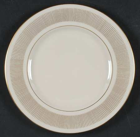 Flourish Round Salad Plate