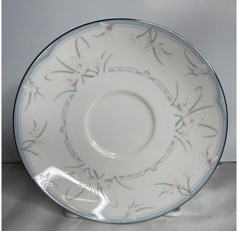 Marianne Saucer Only