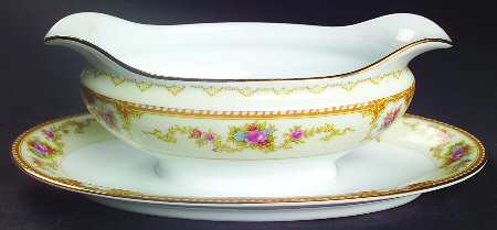 Allure Gravy Boat and Stand