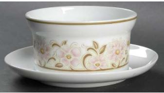 Antiqua Gravy Boat and Stand