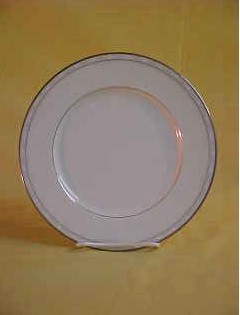 Aria Platinum Round Salad Plate
