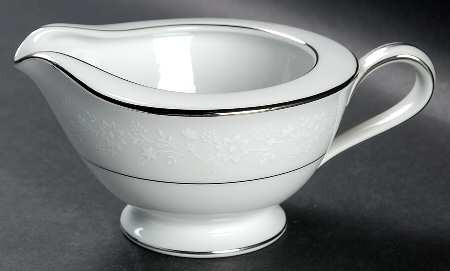 Buckingham Creamer