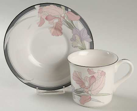 Cafe Du Soir Cup and Saucer
